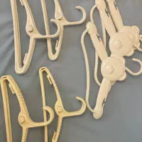 چوب لباسی کودک ، سیسمونی