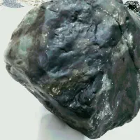 شهاب سنگ برای فروش اهن ربا نمیگیره وزنش ۲۰کیلو