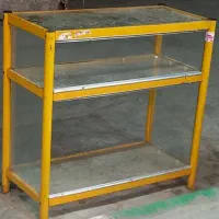 ویترین فلزی