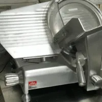 کالباسبر یخچال ویترینی و مکعبی و ترازو و فریزر