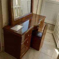 اکازیون استثنایی تخت دو نفره  و میز آرایش و صندلی