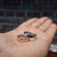 حلقه‌ نقره ست|بدلیجات|قم, چهار مردان|دیوار