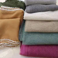 تعدادی شال توری وحریر نو