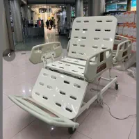 تخت بیمارستانی تمام برقی ۶شکنه با قابلیت چب و راست|آرایشی، بهداشتی، درمانی|تهران, اسکندری|دیوار