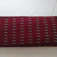 پشتی قالینی