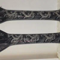 گلدان شیشه ای، همراه شاخه گل مصنوعی|صنایع دستی و سایر لوازم تزئینی|سنندج, |دیوار