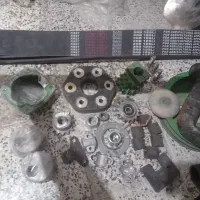مقداری لوازم کمباین نیوهلند و جاندیر