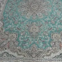 ۲تخته فرش ۹متری و۲عددپادری رنگ فیروزه‌ای