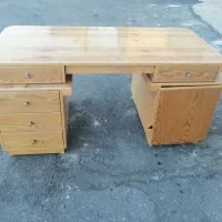 میز کامپیوتر. میز مدیریت