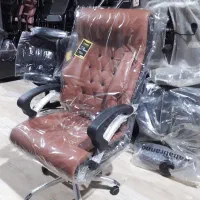 صندلی مدیریت ۲۰۲۵ ا