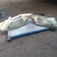 یک جفت چراغ جلو ساینا سالم