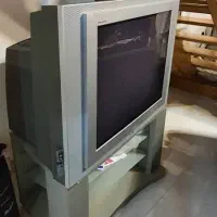 تلویزیون ۳۴ سامسونگ (پشت دار) به همراه میز|تلویزیون و پروژکتور|کیاشهر, |دیوار