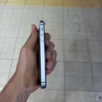 ایفون SE