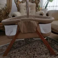 گهواره بچه نوی نو خوشگل و مارک|تخت و صندلی بچه|رشت, سعدی (تختی)|دیوار