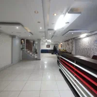 استخدام گارسون رستوران و خانه دار