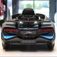 ماشین شارژی بوگاتی اورجینال ( موتور شارژی )|اسباببازی بچه|مشهد, آبکوه|دیوار