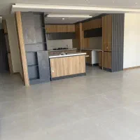 فروش آپارتمان سه خواب در خ رضایی