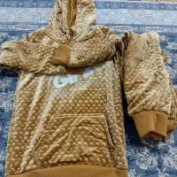 لباس‌بچگانه‌سایز۵۵تا۶۰میشه‌فقط‌یک بارپوشیده‌‌شده