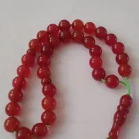 تسبیح عقیق یمنی سرخ و انگشتر نقره عیار ۹۵۰