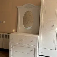 سرویس خواب- تخت خواب|تخت و سرویس خواب|اصفهان, باغ زرشک|دیوار