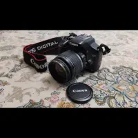 دوربین عکاسی حرفه ای Canon بسیار سالم و کم کار