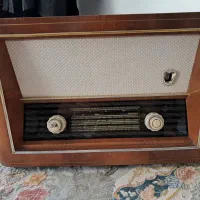 رادیو قدیمی سالم|کلکسیون اشیاء عتیقه|بیرجند, |دیوار