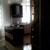 کمد شیشه ای