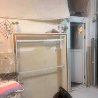 رگال میز‌ ویترین قفسه قیمت مناسب در حد نو