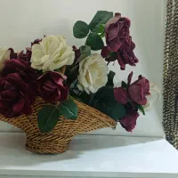 گل و گلدون