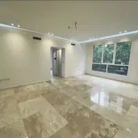 ۸۴ متر / سالن پرده خور / فول امکانات/اعیان نشین