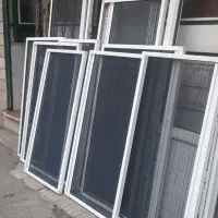درب و پنجره دوجداره pvc و توری پلیسه