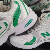 کتونی نیوبالانس 530