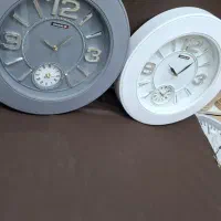 ساعت دیواری طرح مگان دوموتور