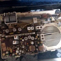 ۲عدد رادیو قدیمی|کلکسیون اشیاء عتیقه|کرمان, |دیوار