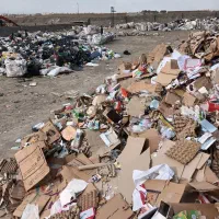 خرید انواع ظایعات انباری کارتون آهن وغیره