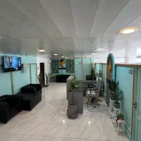 منشی کلینیک زیبایی