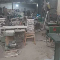 نجار ماهر  و نیمه ماهر