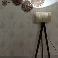 اباژور ایستاده چوبی با (شید رافیا و پارچه ای)