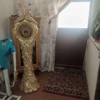 ساعت ایستاده و شمعدون سالم پایه زینگ