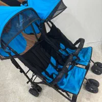 کالسکه دوقلو