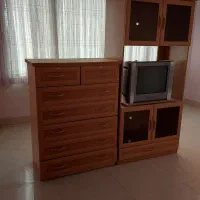 میز تلویزیون و دراور و تلویزیون ۳ تیکه در حد نو