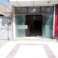 اجاره مغازه ۱۳۰ متری