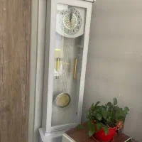 ساعت ایستاده چوبی سالم و تمیز