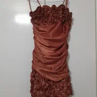 لباس مجلسی نو ۵۵۰ هزار تومان