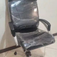 میز کنفرانس صندلی انتظار گاوصندوق سینک تک لگن