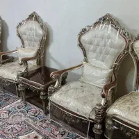 مبل سلطنتی ۹ نفره و۳ میزعسلی