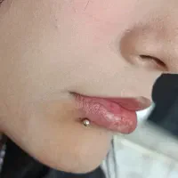 خدمات  پیرسینگ