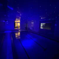 ویلا استخردار با جکوزی نورپردازی حرفه ای(مالک)|اجارهٔ کوتاه‌مدت ویلا و باغ|بندر انزلی, معلم|دیوار