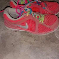 کتونی|کیف، کفش، کمربند|پاکدشت, پاکدشت (مامازند)|دیوار