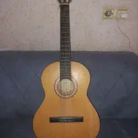 گیتار مُدِل پارسی در حد نو